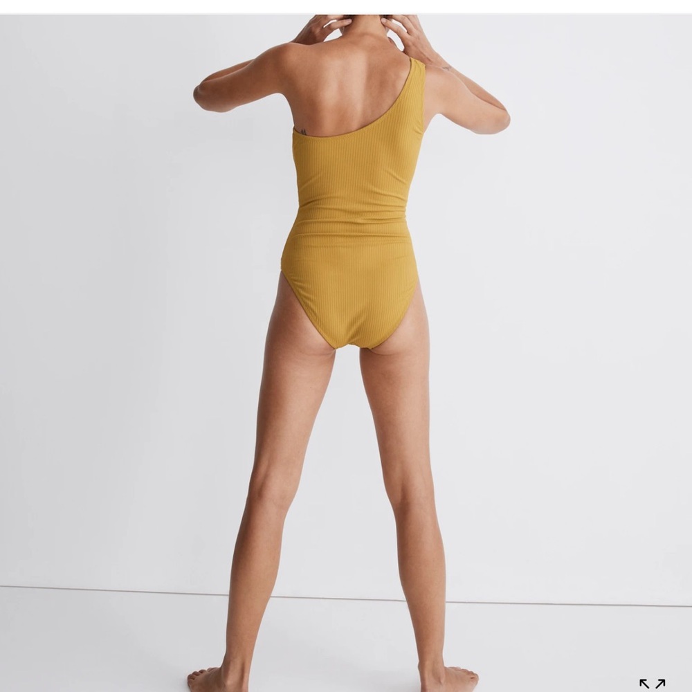 Madewell One-Shoulder Cutout One-Piece Swimsuit - Picture 4 of 4